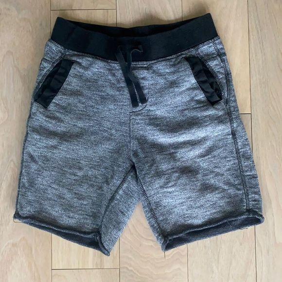 Tucker & Tate Boys Grey and Black Shorts Ages 8-10 - Picture 1 of 3
